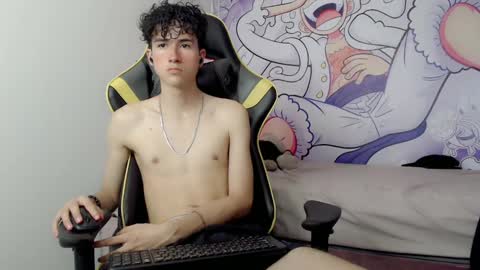 Snapshot of johnny_cagee chatting on January 13, 2025, 2:18 am johnny_cagee online show from January 13, 2025, 2:18 am