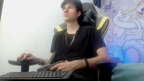 Snapshot of johnny_cagee chatting on February 3, 2025, 6:45 am johnny_cagee online show from February 3, 2025, 6:45 am