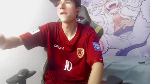 Snapshot of johnny_cagee chatting on February 6, 2025, 5:35 am johnny_cagee online show from February 6, 2025, 5:35 am