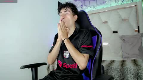 johnny_cagee online show from April 11, 2026, 3:55 am