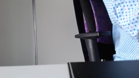 Johnny Walker13 online show from February 13, 2025, 3:35 pm