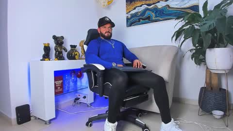 JOHNNY online show from January 10, 2026, 12:01 am