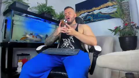 JOHNNY online show from June 12, 2026, 1:59 am
