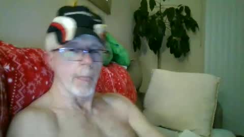 Snapshot of johnnyrocket12345678 chatting on December 28, 2024, 4:41 am johnnyrocket12345678 online show from December 28, 2024, 4:41 am