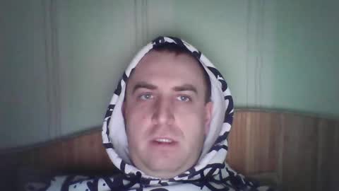 johnoreon online show from December 14, 2025, 9:36 am