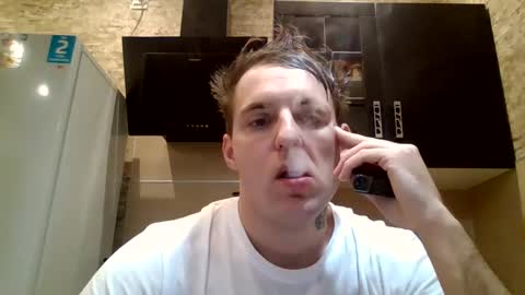 johny27 online show from December 24, 2024, 10:33 am