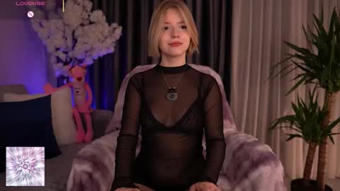 Paula online show from October 25, 2025, 2:08 am