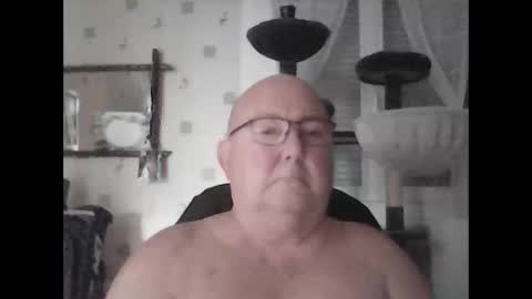 jojo60000529566 online show from January 7, 2025, 9:29 am