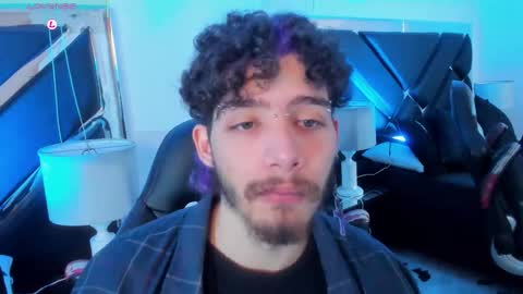 jojobraando online show from December 15, 2025, 12:04 am