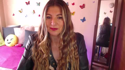 Jolie Mature online show from January 26, 2025, 2:30 pm