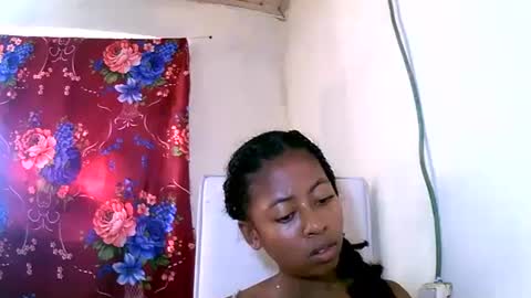 joliekah27 online show from January 21, 2025, 5:16 am