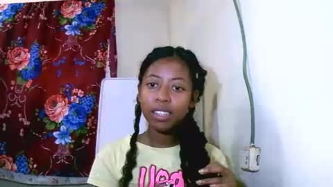 joliekah27 online show from January 26, 2025, 4:20 am