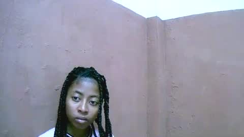 joliekah27 online show from January 30, 2025, 8:22 am