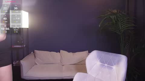 Polly  online show from February 12, 2026, 8:09 am