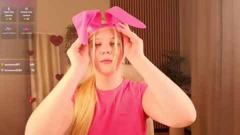 Polly  online show from February 15, 2026, 7:51 am