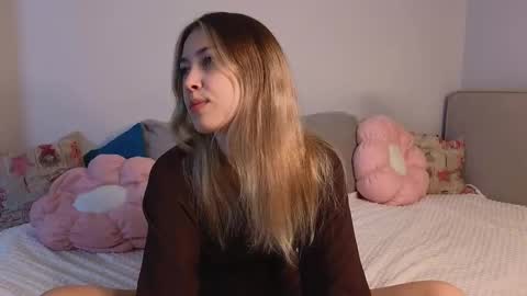 Viola online show from October 5, 2025, 11:30 am