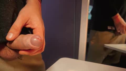 Snapshot of jonahshyfap chatting on November 1, 2025, 4:36 am jonahshyfap online show from November 1, 2025, 4:36 am