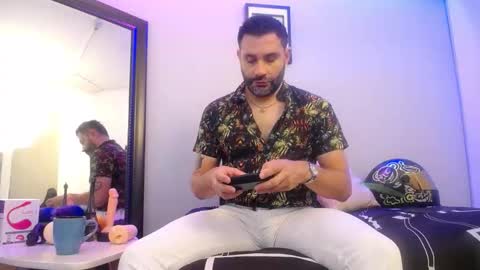  JONAS BEARD  online show from November 30, 2025, 3:16 pm