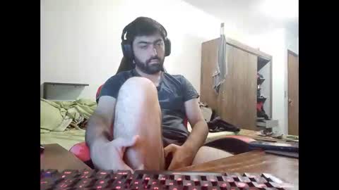 Snapshot of jonasf2525 chatting on December 4, 2025, 4:22 am jonasf2525 online show from December 4, 2025, 4:22 am