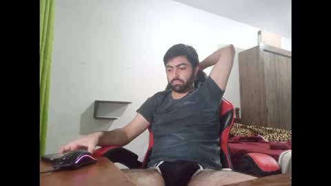 Snapshot of jonasf2525 chatting on December 22, 2025, 4:53 am jonasf2525 online show from December 22, 2025, 4:53 am