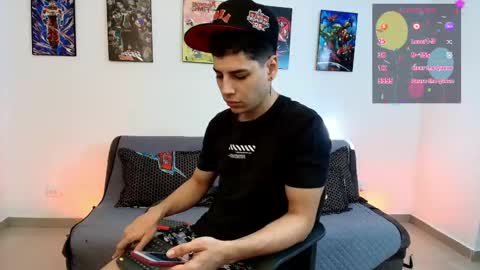 Instagram jonathanfit14 online show from June 1, 2026, 9:38 pm