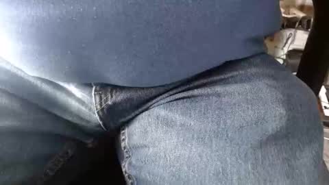 Snapshot of joncpics chatting on October 16, 2025, 2:18 pm joncpics online show from October 16, 2025, 2:18 pm