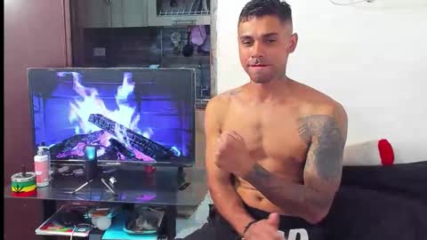 Snapshot of jonesjoness15 chatting on November 3, 2025, 4:08 pm jonesjoness15 online show from November 3, 2025, 4:08 pm