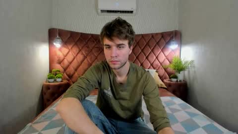 Jonah online show from November 9, 2025, 1:42 pm