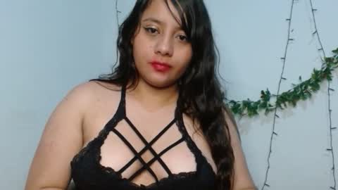 Snapshot of jonnes_julita_ chatting on November 28, 2025, 6:49 am Julita online show from November 28, 2025, 6:49 am