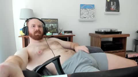 Snapshot of jonnlulz chatting on March 10, 2025, 11:38 pm Jon online show from March 10, 2025, 11:38 pm