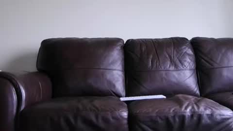 Snapshot of jonny4u_xxx chatting on December 18, 2024, 6:57 pm John online show from December 18, 2024, 6:57 pm