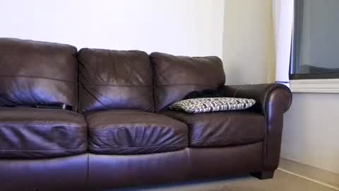 Snapshot of jonny4u_xxx chatting on October 22, 2025, 10:59 am John online show from October 22, 2025, 10:59 am