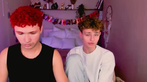 Snapshot of jonny_dark chatting on October 28, 2025, 11:47 am Jonny online show from October 28, 2025, 11:47 am