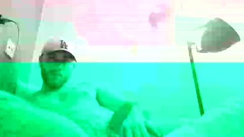 J online show from September 18, 2025, 9:06 pm