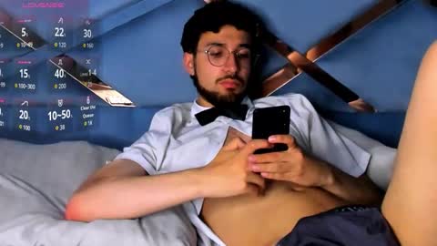 JonnyGreey online show from December 1, 2025, 7:30 pm