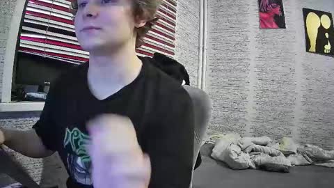 Snapshot of jonnymyloka chatting on December 25, 2024, 10:48 pm JONNY online show from December 25, 2024, 10:48 pm