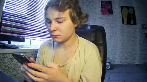 Snapshot of jonnymyloka chatting on March 12, 2025, 8:19 am JONNY online show from March 12, 2025, 8:19 am