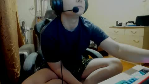 Snapshot of jonnymyloka chatting on December 18, 2025, 10:38 pm JONNY online show from December 18, 2025, 10:38 pm