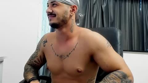 jonnyporn1 online show from January 3, 2025, 6:33 am