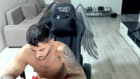 jonnyporn1 online show from September 16, 2025, 11:06 pm