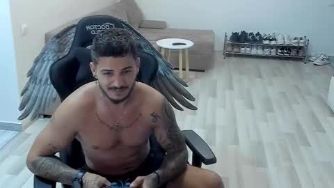 jonnyporn1 online show from September 24, 2025, 11:08 pm