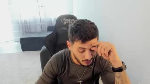 jonnyporn1 online show from February 23, 2026, 11:18 am