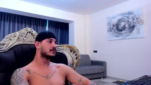 jonnyporn1 online show from March 27, 2026, 7:58 am