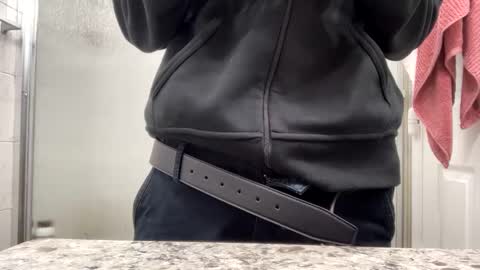 Snapshot of jonyflak chatting on December 17, 2024, 4:56 am Joohn online show from December 17, 2024, 4:56 am