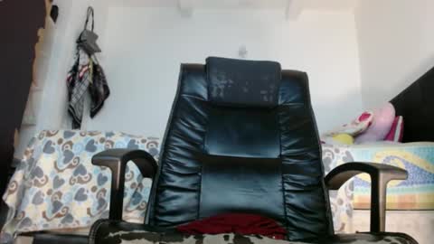 jordan33blake online show from December 7, 2024, 1:36 am