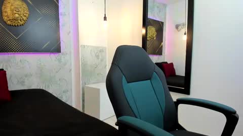 jordanandandrew online show from February 20, 2025, 10:59 pm