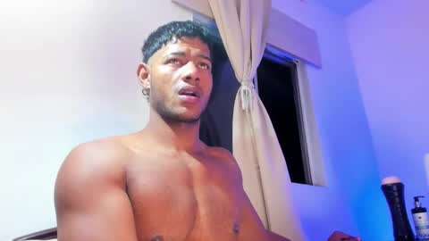 JordanParis online show from October 30, 2025, 10:06 am