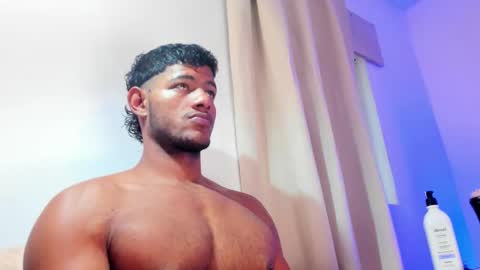 JordanParis online show from November 4, 2025, 2:16 pm