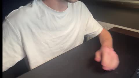 jordansolid online show from November 21, 2025, 7:01 pm