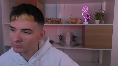 jordi_ser online show from October 20, 2025, 8:26 am